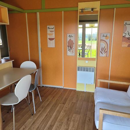 Camping les Hirondelles Bourg-Sainte-Marie Eksteriør bilde
