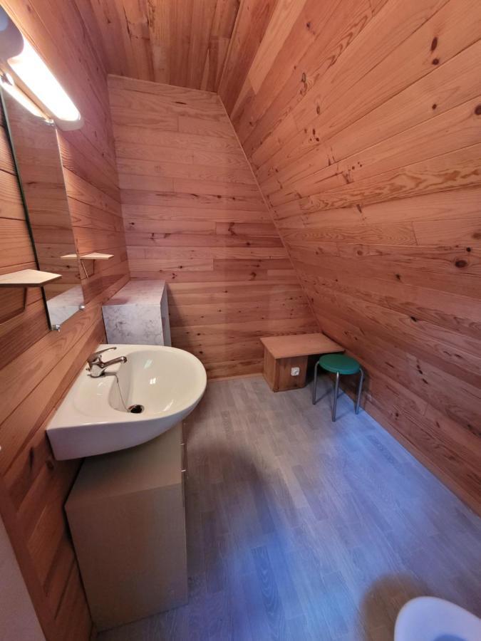 Camping les Hirondelles Bourg-Sainte-Marie Eksteriør bilde