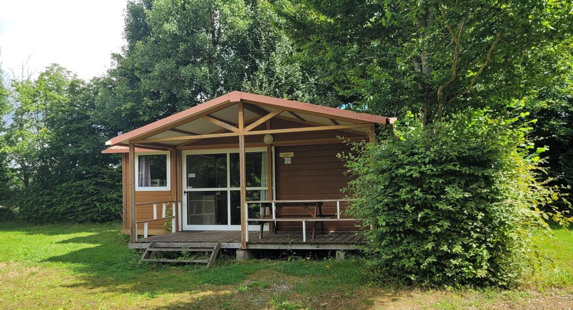 Camping les Hirondelles Bourg-Sainte-Marie Eksteriør bilde