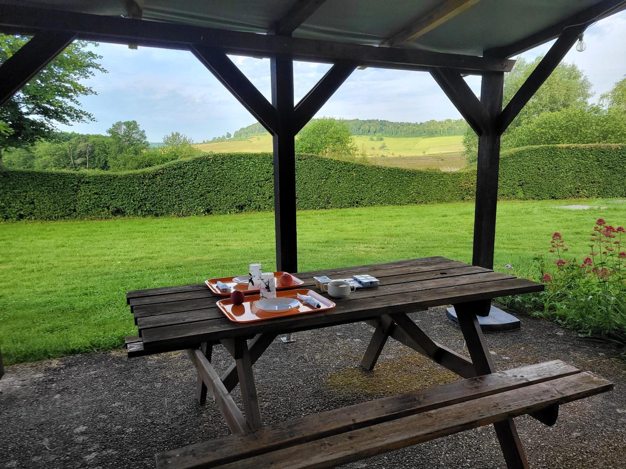 Camping les Hirondelles Bourg-Sainte-Marie Eksteriør bilde
