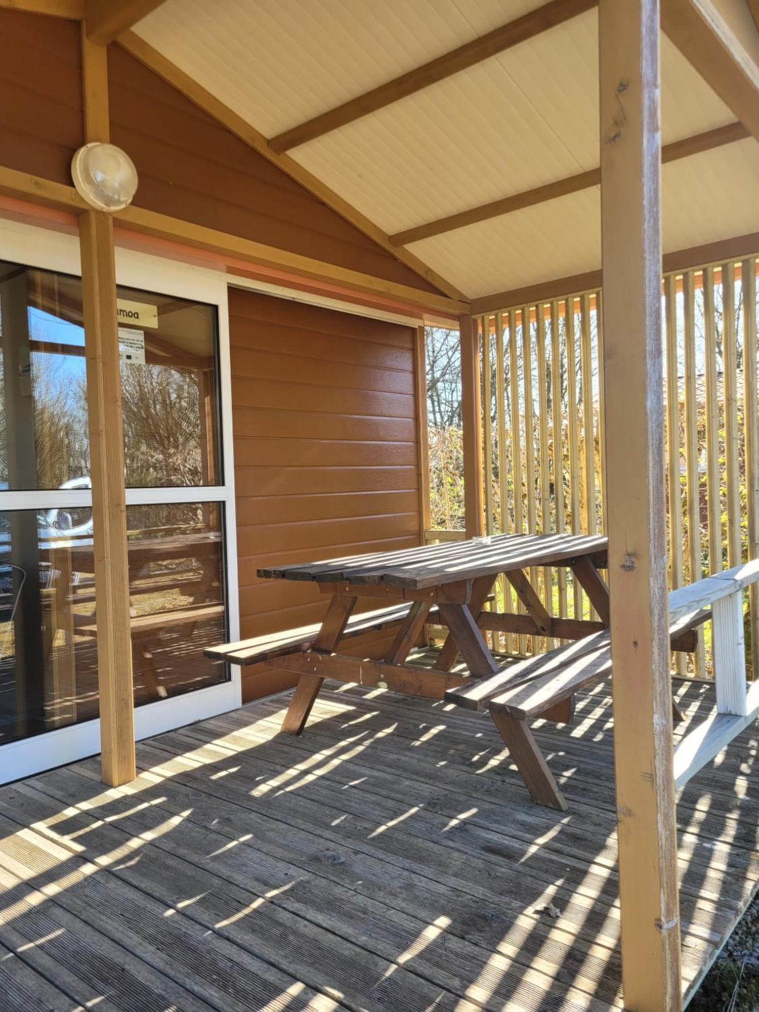 Camping les Hirondelles Bourg-Sainte-Marie Eksteriør bilde